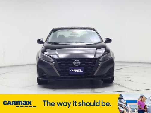 2023 Nissan Altima SR