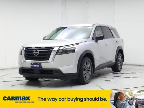 2024 Nissan Pathfinder S