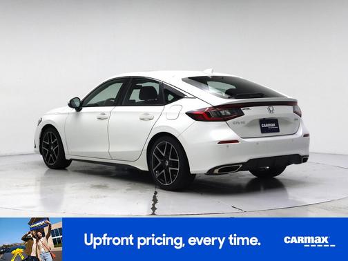 White 2022 Honda Civic Touring