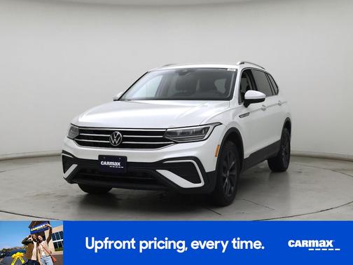 White 2023 Volkswagen Tiguan SE