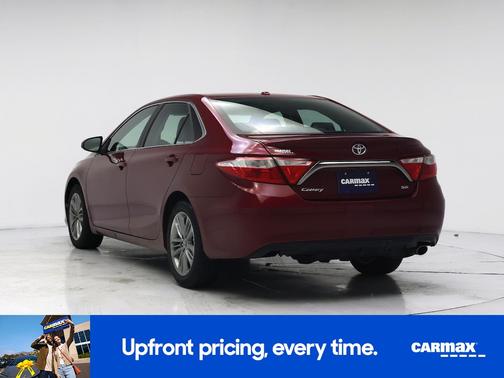 Red 2015 Toyota Camry SE