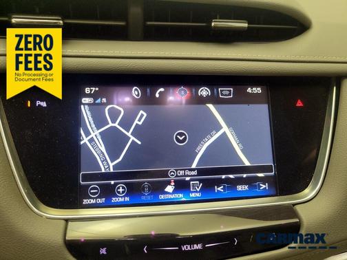 White 2018 Cadillac XT5 Luxury