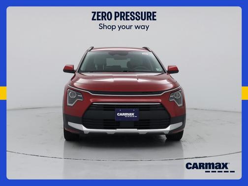 Red 2023 Kia Niro EX