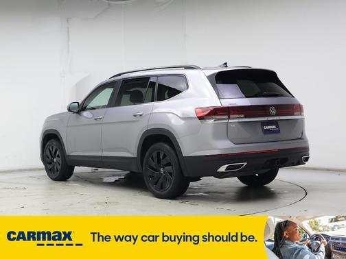 2024 Volkswagen Atlas SE w/Tech