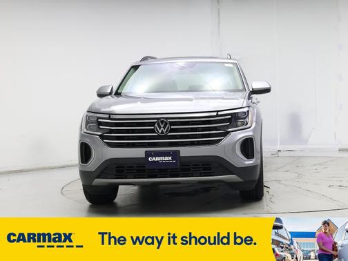 2024 Volkswagen Atlas SE w/Tech