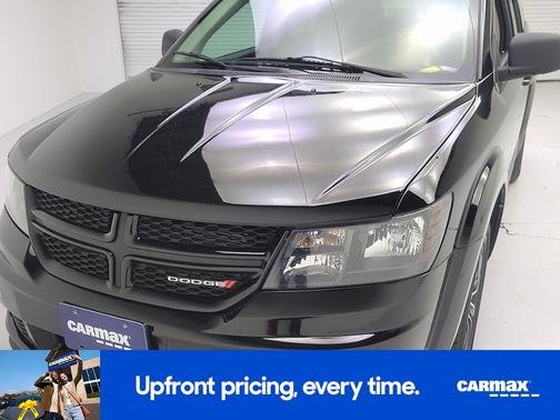 Black 2018 Dodge Journey SE