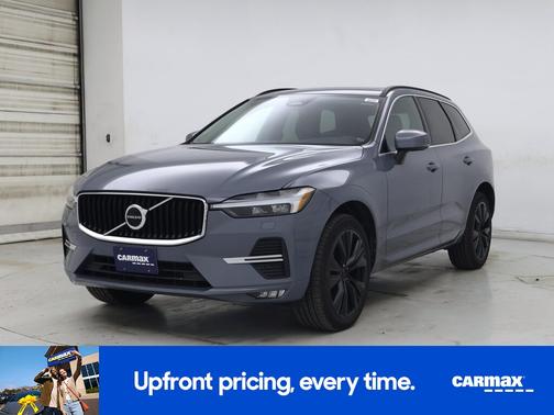 2022 Volvo XC60 B5 Momentum