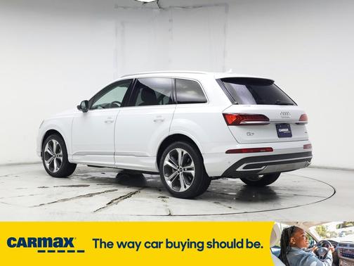 2021 Audi Q7 Premium Plus