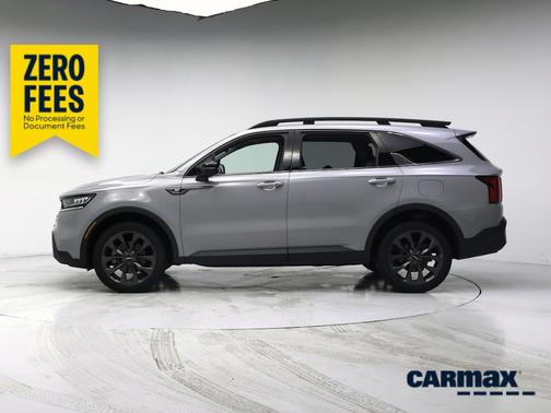 Gray 2022 Kia Sorento X-Line EX