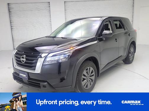 Black 2024 Nissan Pathfinder S