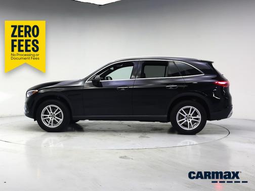 Black 2023 Mercedes-Benz GLC 300