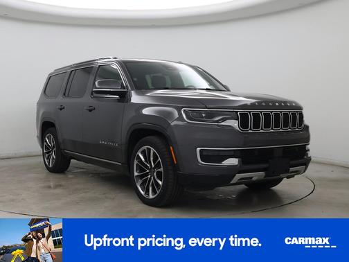 Gray 2022 Jeep Wagoneer Series III