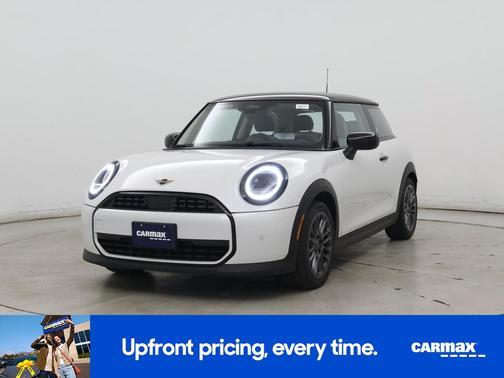 White 2025 MINI Hardtop