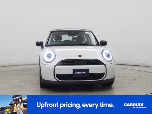 White 2025 MINI Hardtop