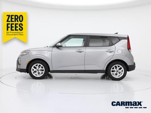 Silver 2022 Kia Soul LX