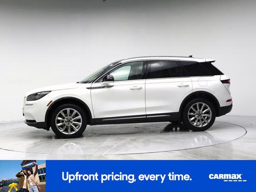 White 2022 Lincoln Corsair Standard