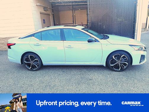 2023 Nissan Altima SR