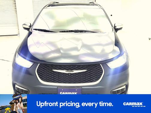 Blue 2023 Chrysler Pacifica Hybrid Pinnacle