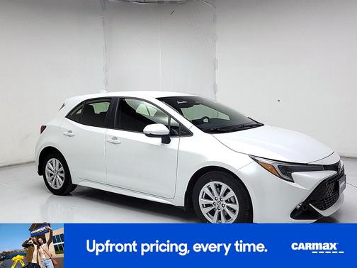 White 2025 Toyota Corolla Hatchback SE