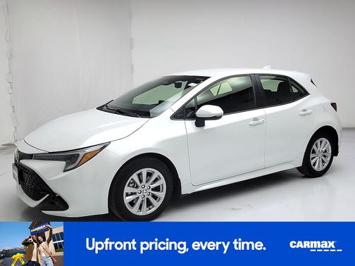 2025 Toyota Corolla Hatchback SE