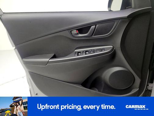 Silver 2023 Hyundai KONA SEL