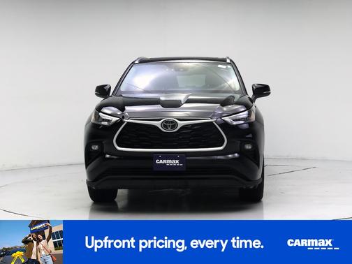 Black 2020 Toyota Highlander XLE