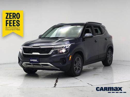 Gray 2023 Kia Seltos S