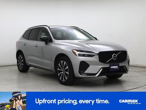2023 Volvo XC60 B5 Plus Dark Theme