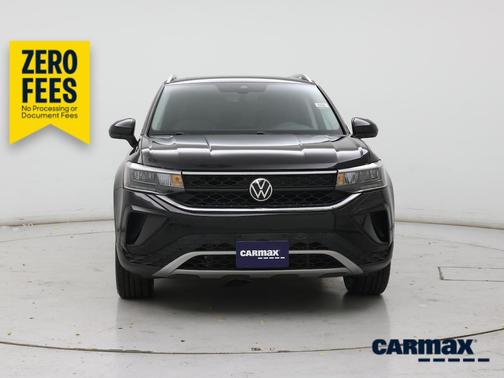 Black 2023 Volkswagen Taos SE