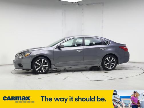 2016 Nissan Altima SR
