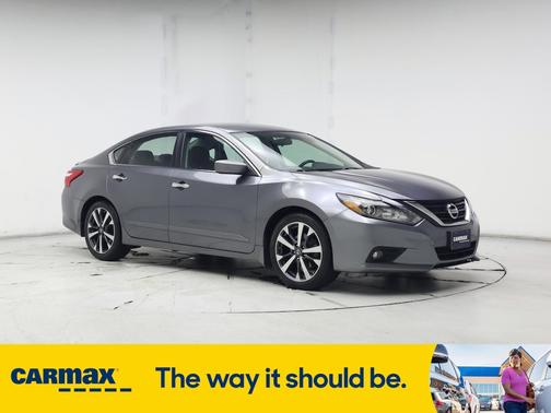 2016 Nissan Altima SR