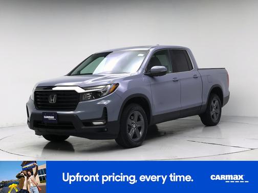 Silver 2023 Honda Ridgeline RTL