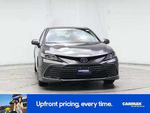 2022 Toyota Camry Hybrid LE