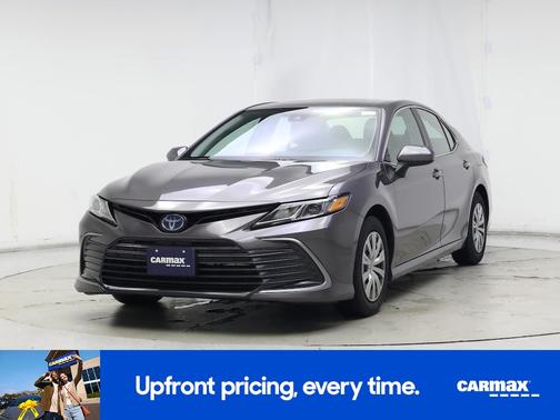 2022 Toyota Camry Hybrid LE
