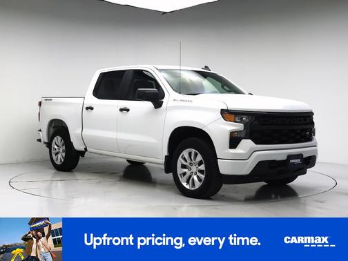 White 2022 Chevrolet Silverado 1500 Custom