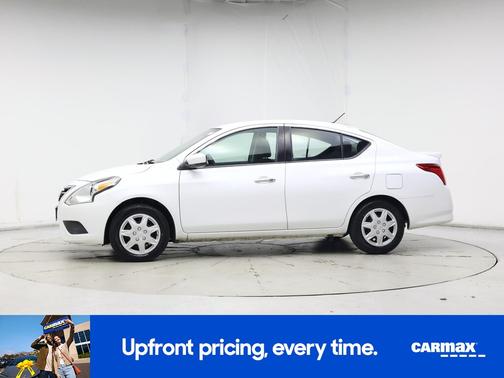 2019 Nissan Versa SV