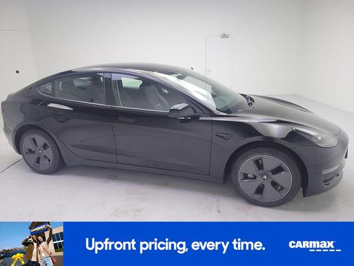 Black 2022 Tesla Model 3