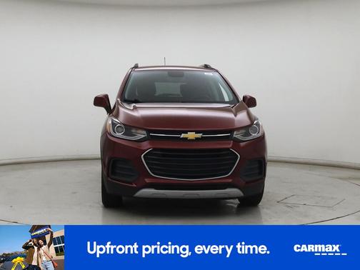 Red 2022 Chevrolet Trax LT