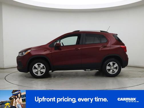 Red 2022 Chevrolet Trax LT