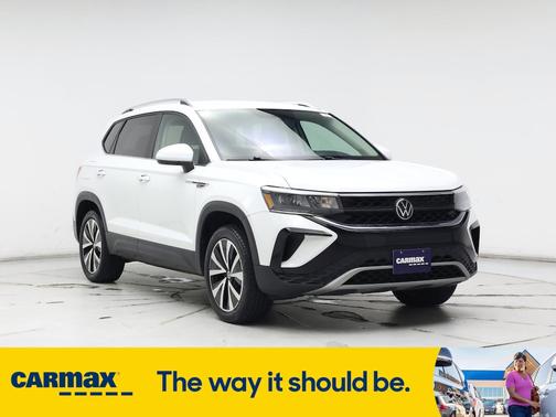 2022 Volkswagen Taos SE