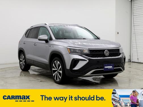 2022 Volkswagen Taos SE