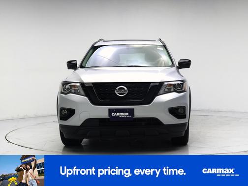 Silver 2019 Nissan Pathfinder SL