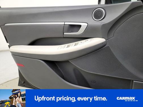 2022 Hyundai SONATA SEL