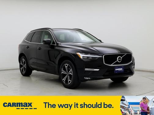 2022 Volvo XC60 B5 Momentum