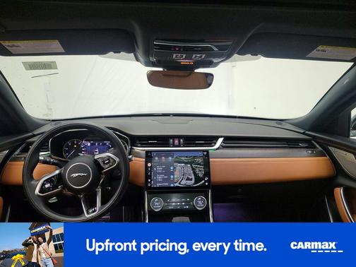 2022 Jaguar XF R-Dynamic SE