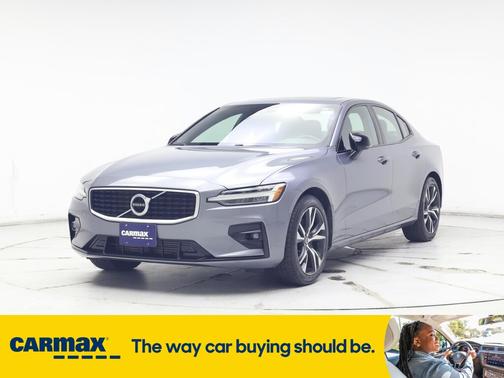 2019 Volvo S60 T5 R-Design