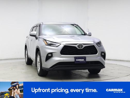 2022 Toyota Highlander LE