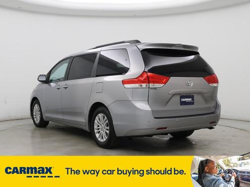2013 Toyota Sienna XLE
