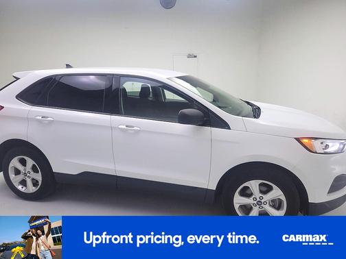 2020 Ford Edge SE