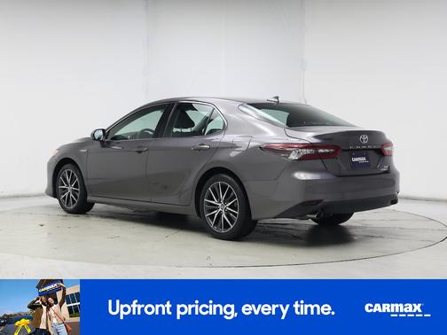 2021 Toyota Camry Hybrid XLE